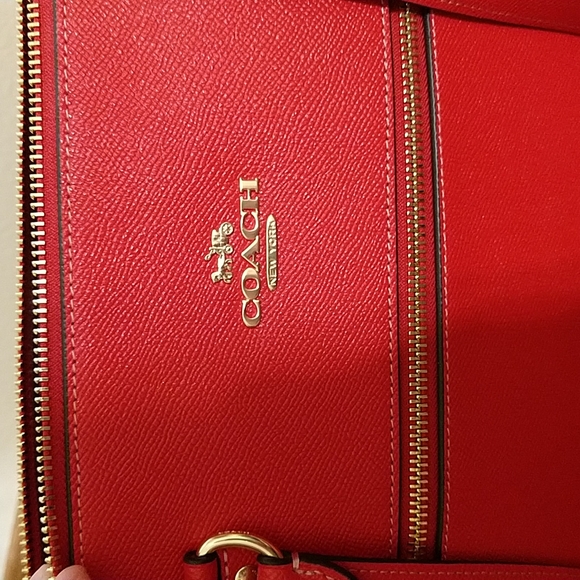 🆕 COACH Gorgeous Leather Tote - Picture 14 of 16